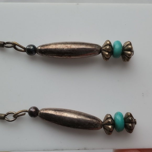 Highly oxidized Patina Sterling Silver oblong bead turquoise chip hook earrings - Picture 2 of 6